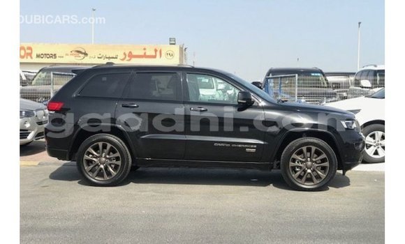 ይግዙ Imported Jeep Cherokee ሌላ መኪና በ Import - Dubai በ ሶማሊያ ይግዙ Imported Jeep Cherokee ሌላ መኪና በ Import - Dubai በ ሶማሊያ