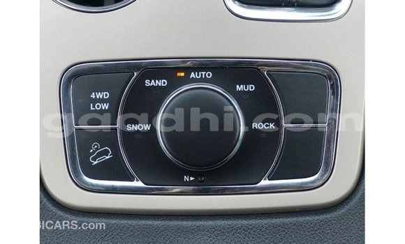 ይግዙ Imported Jeep Cherokee ሌላ መኪና በ Import - Dubai በ ሶማሊያ ይግዙ Imported Jeep Cherokee ሌላ መኪና በ Import - Dubai በ ሶማሊያ