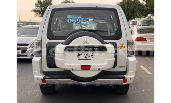 Buy Import Mitsubishi Pajero White Car in Import - Dubai in Somalia Buy Import Mitsubishi Pajero White Car in Import - Dubai in Somalia