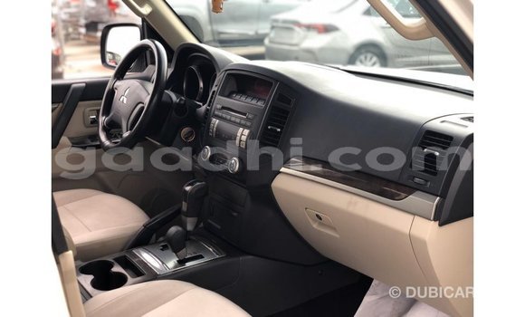 Buy Import Mitsubishi Pajero White Car in Import - Dubai in Somalia Buy Import Mitsubishi Pajero White Car in Import - Dubai in Somalia