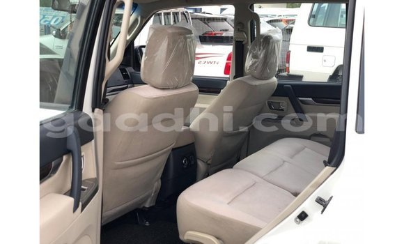 Buy Import Mitsubishi Pajero White Car in Import - Dubai in Somalia Buy Import Mitsubishi Pajero White Car in Import - Dubai in Somalia