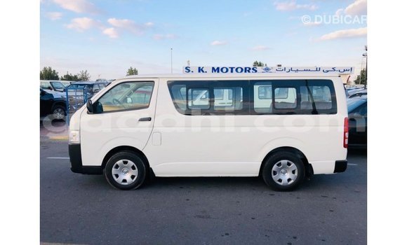 Buy Import Toyota Hiace White Car in Import - Dubai in Somalia Buy Import Toyota Hiace White Car in Import - Dubai in Somalia