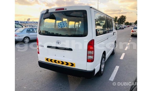 Buy Import Toyota Hiace White Car in Import - Dubai in Somalia Buy Import Toyota Hiace White Car in Import - Dubai in Somalia