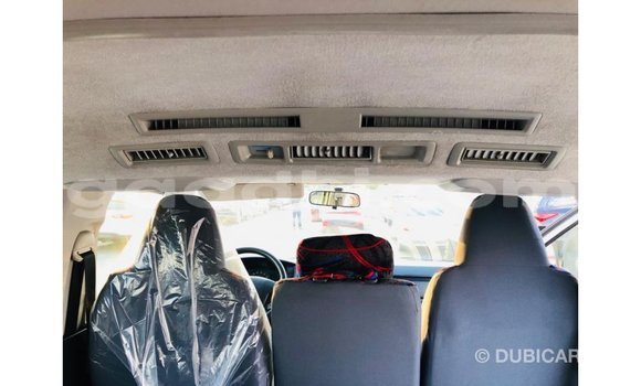 Buy Import Toyota Hiace White Car in Import - Dubai in Somalia Buy Import Toyota Hiace White Car in Import - Dubai in Somalia