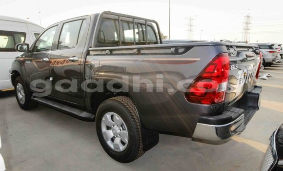 Imported Toyota Hilux Other Makiinaa iti Import - Dubai keessatti Somalia keessatti Imported Toyota Hilux Other Makiinaa iti Import - Dubai keessatti Somalia keessatti