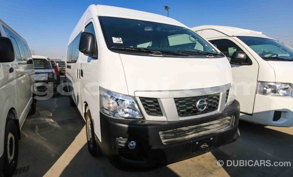 Imported Nissan Evalia White Netiree iti Import - Dubai keessatti Somalia keessatti Imported Nissan Evalia White Netiree iti Import - Dubai keessatti Somalia keessatti