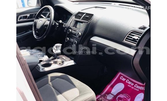 اشتري Imported Ford Explorer آخر سيارة في Import - Dubai في الصومال اشتري Imported Ford Explorer آخر سيارة في Import - Dubai في الصومال