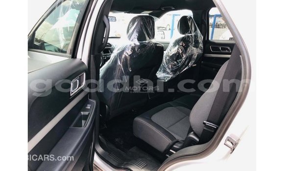 اشتري Imported Ford Explorer آخر سيارة في Import - Dubai في الصومال اشتري Imported Ford Explorer آخر سيارة في Import - Dubai في الصومال
