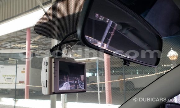 Acheter Import Voiture Hyundai Tucson Blanc à Import - Dubai, Somalie Acheter Import Voiture Hyundai Tucson Blanc à Import - Dubai, Somalie