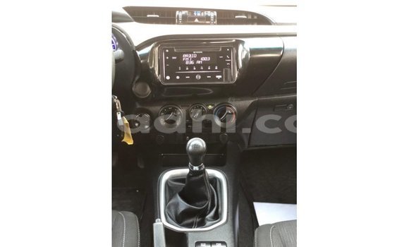 Buy Import Toyota Hilux White Car in Import - Dubai in Somalia Buy Import Toyota Hilux White Car in Import - Dubai in Somalia