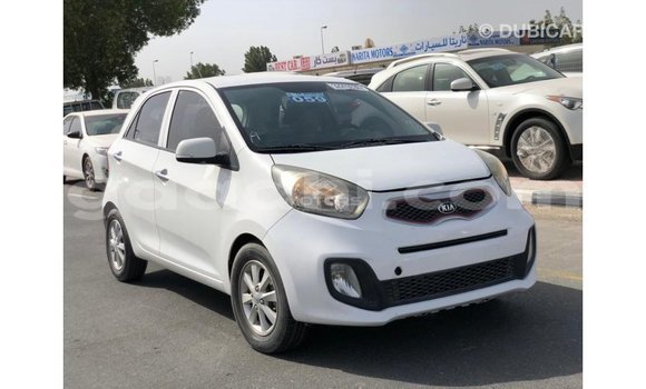 Acheter Import Voiture Kia Picanto Blanc à Import - Dubai, Somalie Acheter Import Voiture Kia Picanto Blanc à Import - Dubai, Somalie