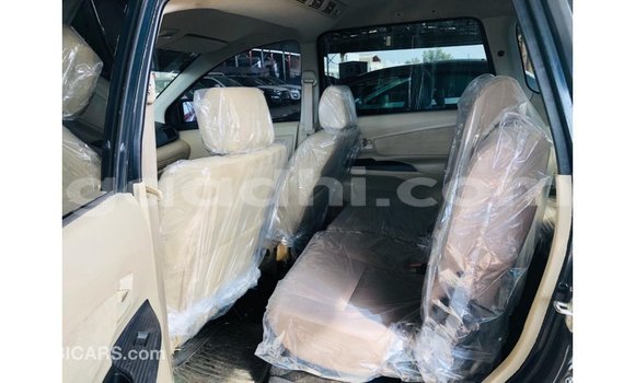 Nunua Imported Toyota Avanza Nyeusi Gari ndani ya Import - Dubai nchini Somalia Nunua Imported Toyota Avanza Nyeusi Gari ndani ya Import - Dubai nchini Somalia