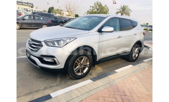 اشتري Imported Hyundai Santa Fe آخر سيارة في Import - Dubai في الصومال اشتري Imported Hyundai Santa Fe آخر سيارة في Import - Dubai في الصومال