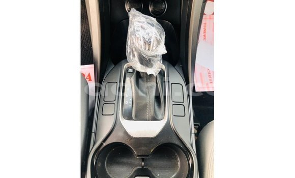 اشتري Imported Hyundai Santa Fe آخر سيارة في Import - Dubai في الصومال اشتري Imported Hyundai Santa Fe آخر سيارة في Import - Dubai في الصومال