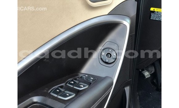 Acheter Import Voiture Hyundai Santa Fe Rouge à Import - Dubai, Somalie Acheter Import Voiture Hyundai Santa Fe Rouge à Import - Dubai, Somalie