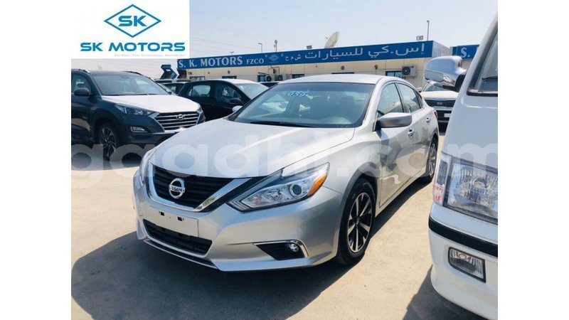 Big with watermark nissan altima somalia import dubai 4939