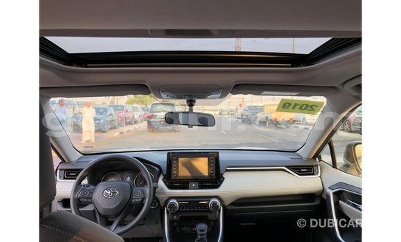 Buy Import Toyota HiAce Other Truck in Import - Dubai in Somalia Buy Import Toyota HiAce Other Truck in Import - Dubai in Somalia