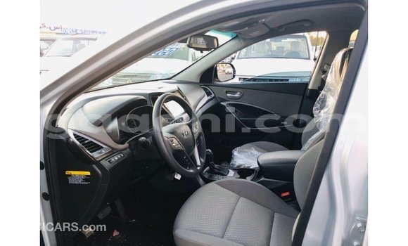 Buy Import Hyundai Santa Fe Other Car in Import - Dubai in Somalia Buy Import Hyundai Santa Fe Other Car in Import - Dubai in Somalia