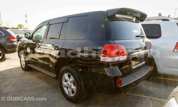 اشتري Imported Toyota Land Cruiser أسود سيارة في Import - Dubai في الصومال اشتري Imported Toyota Land Cruiser أسود سيارة في Import - Dubai في الصومال
