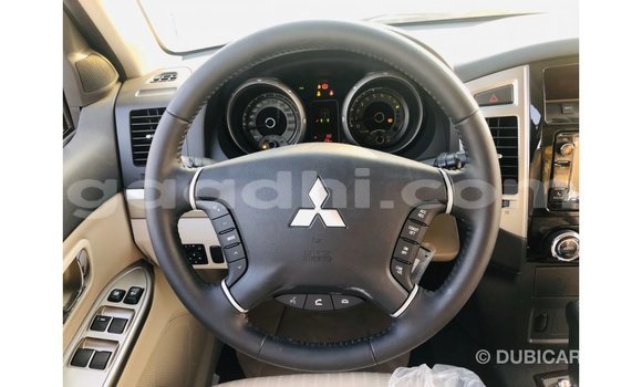 Buy Import Mitsubishi Pajero Black Car in Import - Dubai in Somalia Buy Import Mitsubishi Pajero Black Car in Import - Dubai in Somalia