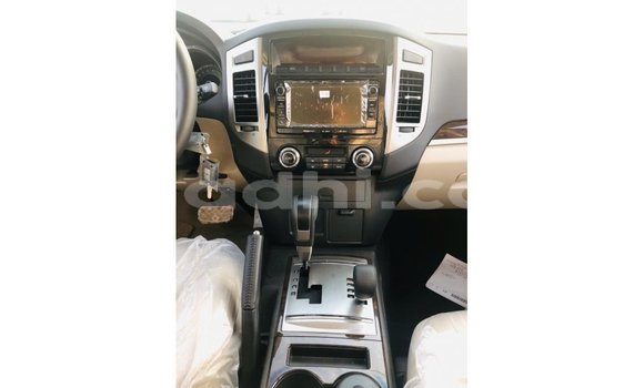 Buy Import Mitsubishi Pajero Black Car in Import - Dubai in Somalia Buy Import Mitsubishi Pajero Black Car in Import - Dubai in Somalia