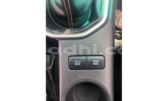 Buy Import Toyota Hilux White Car in Import - Dubai in Somalia Buy Import Toyota Hilux White Car in Import - Dubai in Somalia