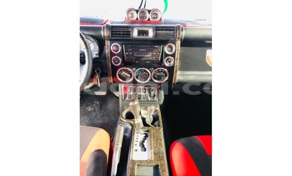 Acheter Import Voiture Toyota FJ Cruiser Noir à Import - Dubai, Somalie Acheter Import Voiture Toyota FJ Cruiser Noir à Import - Dubai, Somalie