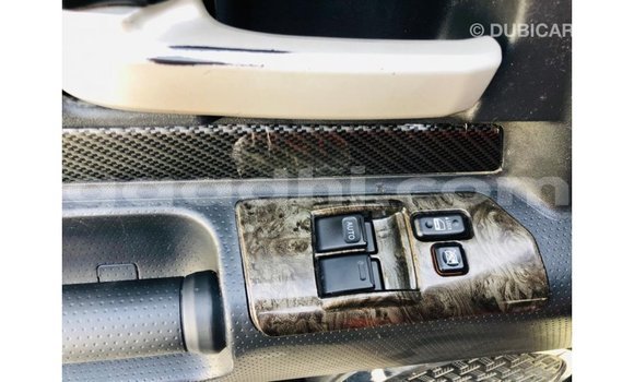 Acheter Import Voiture Toyota FJ Cruiser Noir à Import - Dubai, Somalie Acheter Import Voiture Toyota FJ Cruiser Noir à Import - Dubai, Somalie