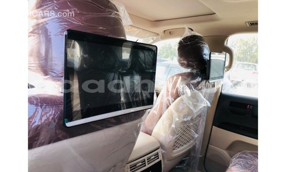 Imported Toyota Land Cruiser Black Makiinaa iti Import - Dubai keessatti Somalia keessatti Imported Toyota Land Cruiser Black Makiinaa iti Import - Dubai keessatti Somalia keessatti