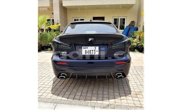 اشتري Imported Lexus IS أزرق سيارة في Import - Dubai في الصومال اشتري Imported Lexus IS أزرق سيارة في Import - Dubai في الصومال
