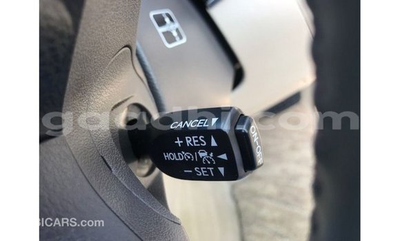 Acheter Import Voiture Toyota Land Cruiser Noir à Import - Dubai, Somalie Acheter Import Voiture Toyota Land Cruiser Noir à Import - Dubai, Somalie