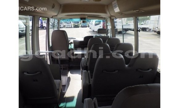 اشتري Imported Toyota Coaster أبيض سيارة في Import - Dubai في الصومال اشتري Imported Toyota Coaster أبيض سيارة في Import - Dubai في الصومال