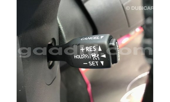 Acheter Import Voiture Lexus LX Blanc à Import - Dubai, Somalie Acheter Import Voiture Lexus LX Blanc à Import - Dubai, Somalie