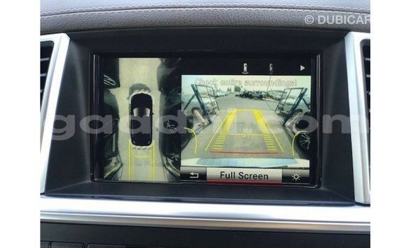 Acheter Import Voiture Mercedes-Benz 190 Blanc à Import - Dubai, Somalie Acheter Import Voiture Mercedes-Benz 190 Blanc à Import - Dubai, Somalie