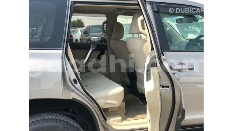 Big with watermark toyota prado somalia import dubai 4976