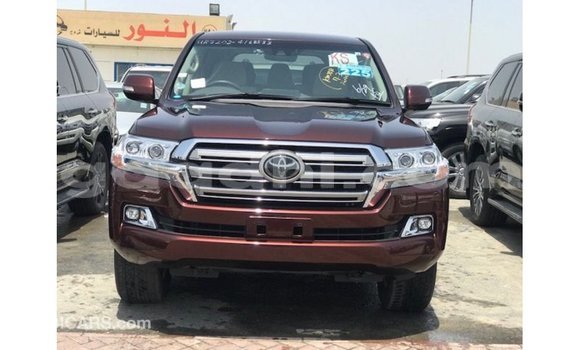 Acheter Import Voiture Toyota Land Cruiser Rouge à Import - Dubai, Somalie Acheter Import Voiture Toyota Land Cruiser Rouge à Import - Dubai, Somalie