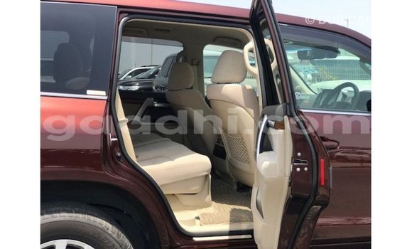 Acheter Import Voiture Toyota Land Cruiser Rouge à Import - Dubai, Somalie Acheter Import Voiture Toyota Land Cruiser Rouge à Import - Dubai, Somalie