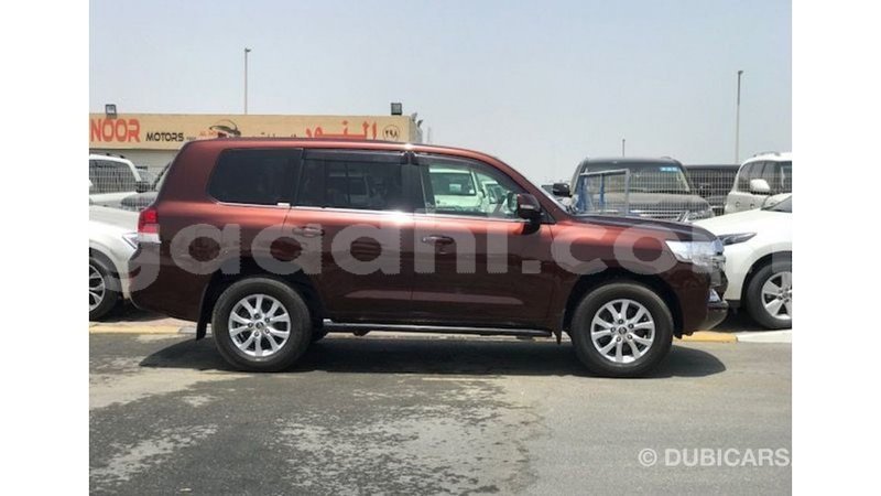 Big with watermark toyota land cruiser somalia import dubai 4981