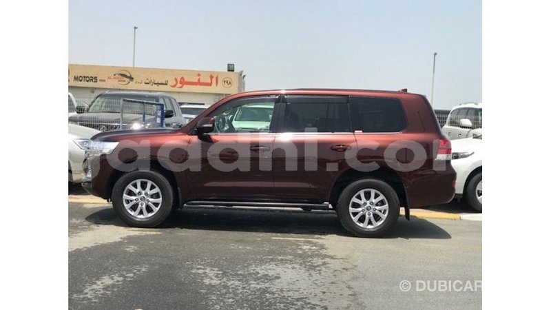 Big with watermark toyota land cruiser somalia import dubai 4981