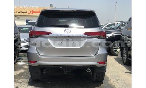ይግዙ Imported Toyota Fortuner ሌላ መኪና በ Import - Dubai በ ሶማሊያ ይግዙ Imported Toyota Fortuner ሌላ መኪና በ Import - Dubai በ ሶማሊያ