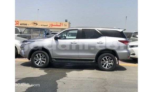 ይግዙ Imported Toyota Fortuner ሌላ መኪና በ Import - Dubai በ ሶማሊያ ይግዙ Imported Toyota Fortuner ሌላ መኪና በ Import - Dubai በ ሶማሊያ