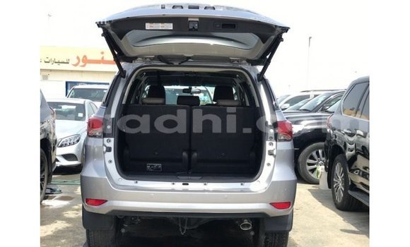ይግዙ Imported Toyota Fortuner ሌላ መኪና በ Import - Dubai በ ሶማሊያ ይግዙ Imported Toyota Fortuner ሌላ መኪና በ Import - Dubai በ ሶማሊያ