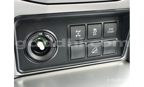 Acheter Import Voiture Toyota Prado Noir à Import - Dubai, Somalie Acheter Import Voiture Toyota Prado Noir à Import - Dubai, Somalie