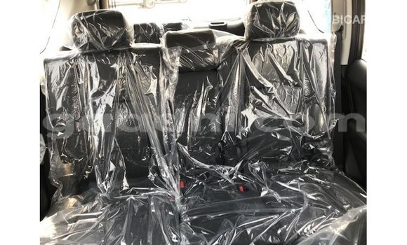 Acheter Import Voiture Toyota Prado Noir à Import - Dubai, Somalie Acheter Import Voiture Toyota Prado Noir à Import - Dubai, Somalie