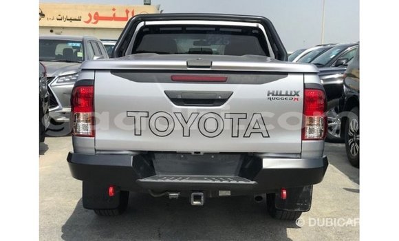 Acheter Import Voiture Toyota Hilux Autre à Import - Dubai, Somalie Acheter Import Voiture Toyota Hilux Autre à Import - Dubai, Somalie