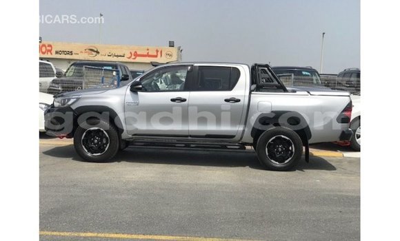 Acheter Import Voiture Toyota Hilux Autre à Import - Dubai, Somalie Acheter Import Voiture Toyota Hilux Autre à Import - Dubai, Somalie