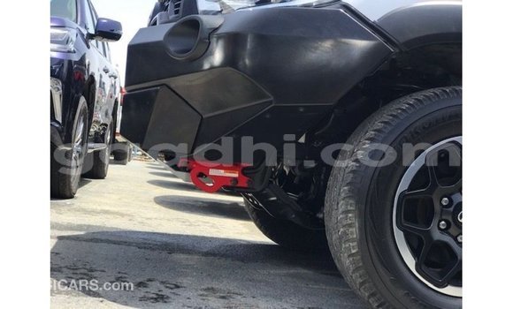 Acheter Import Voiture Toyota Hilux Autre à Import - Dubai, Somalie Acheter Import Voiture Toyota Hilux Autre à Import - Dubai, Somalie