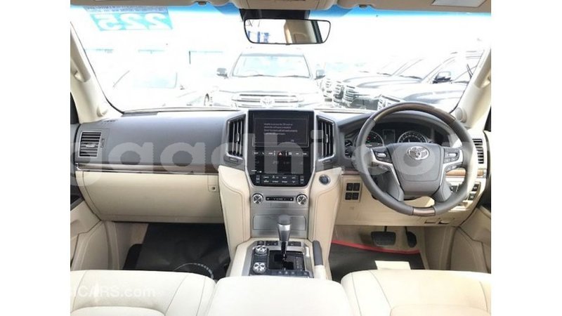 Big with watermark toyota land cruiser somalia import dubai 4997