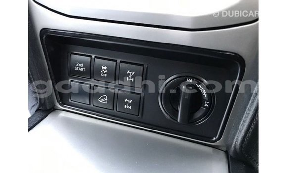 ይግዙ Imported Toyota Prado ሰማያዊ መኪና በ Import - Dubai በ ሶማሊያ ይግዙ Imported Toyota Prado ሰማያዊ መኪና በ Import - Dubai በ ሶማሊያ