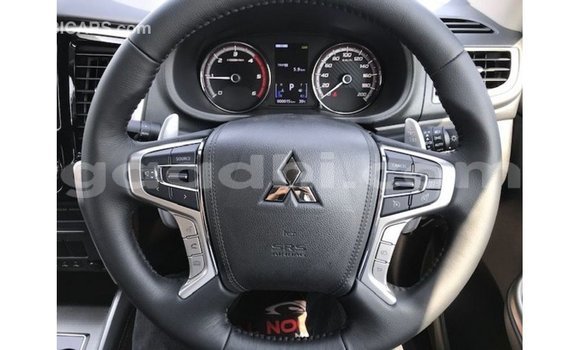 Acheter Import Voiture Mitsubishi i Bleu à Import - Dubai, Somalie Acheter Import Voiture Mitsubishi i Bleu à Import - Dubai, Somalie